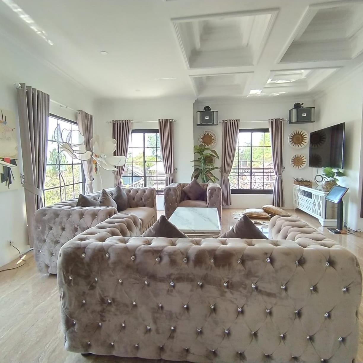 Villa Kota Bunga Malini 7 Cinengangirang Ngoại thất bức ảnh