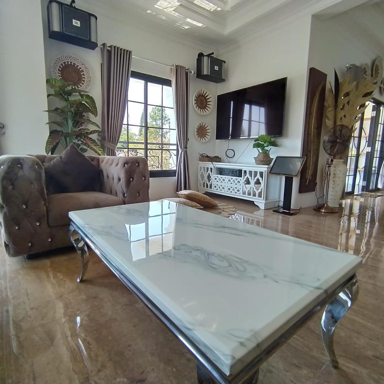 Villa Kota Bunga Malini 7 Cinengangirang Ngoại thất bức ảnh