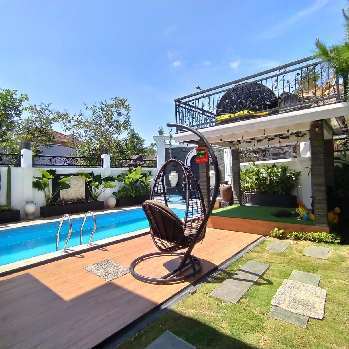 Villa Kota Bunga Malini 7 Cinengangirang Ngoại thất bức ảnh